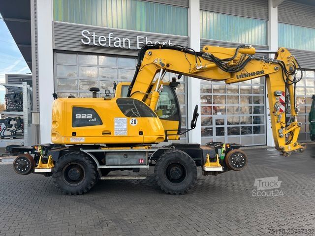 Riteņu ekskavators LIEBHERR A922 Rail Litronic / 8.277h / Bahnzulassung 2030