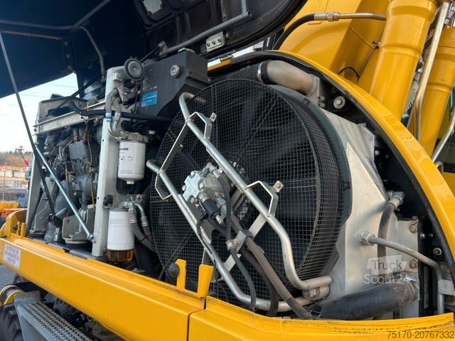 Riteņu ekskavators LIEBHERR A922 Rail Litronic / 8.277h / Bahnzulassung 2030