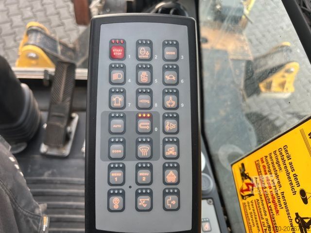 Riteņu ekskavators LIEBHERR A922 Rail Litronic / 8.277h / Bahnzulassung 2030