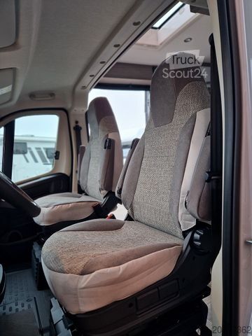 Camper PÖSSL Roadstar 600 L Automat 180PS