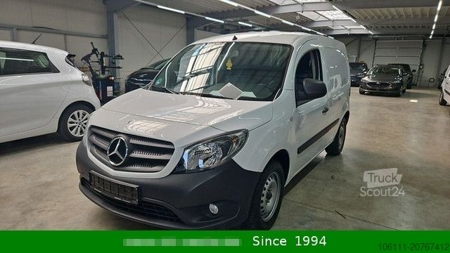 Minibüs MERCEDES-BENZ Citan Kasten 109CDI lang/Navi/PDC/Klima