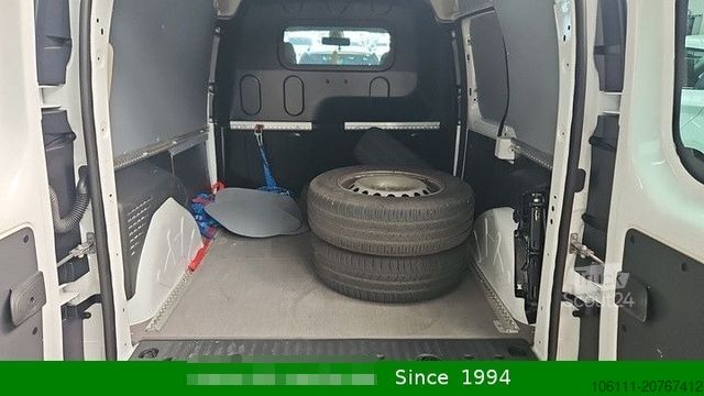 Minibüs MERCEDES-BENZ Citan Kasten 109CDI lang/Navi/PDC/Klima
