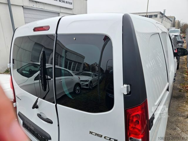 Minibüs MERCEDES-BENZ Citan Kasten 109CDI lang/Navi/PDC/Klima