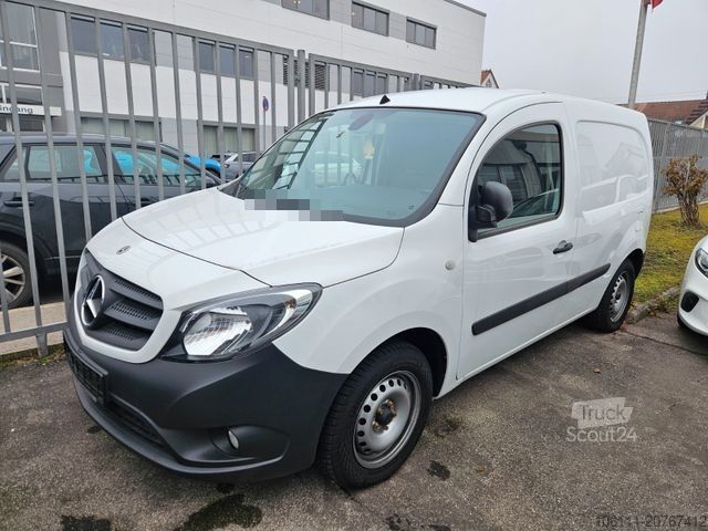 Minibüs MERCEDES-BENZ Citan Kasten 109CDI lang/Navi/PDC/Klima