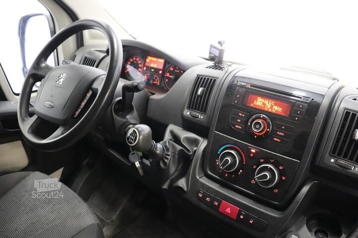 Dobozos furgon Peugeot Boxer 330 2.2 HDI 130PK Profit+ - Airco - Cruis...