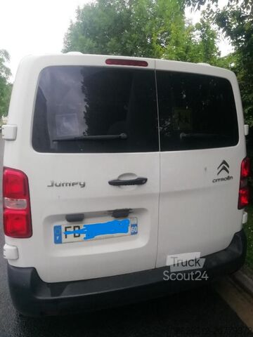 Minibus Citroen Jumpy