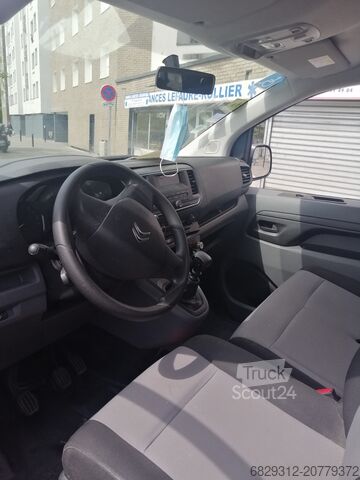 Minibus Citroen Jumpy