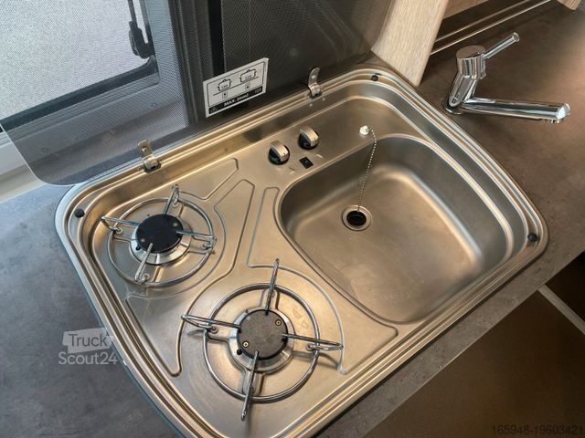 Camper van PÖSSL Summit 640 *Aufstelldach*5.Sitzplatz*4,0t*