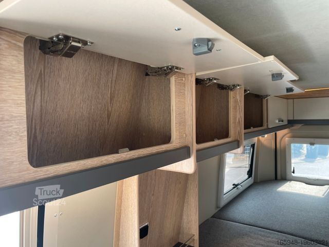 Camper van PÖSSL Summit 640 *Aufstelldach*5.Sitzplatz*4,0t*