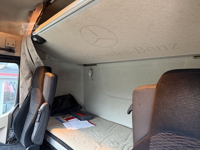 Кран-манипулятор на шасси грузовика Mercedes-Benz Actros 2542 6X2 Kran Fassi F335 bis 22.5 Meter