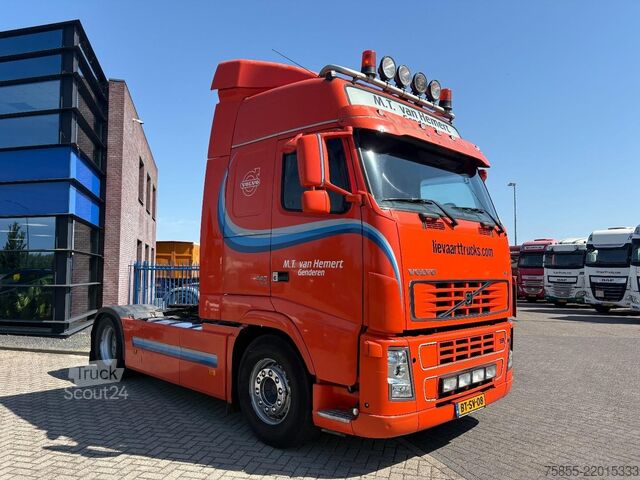 Tracteur standard Volvo FH440 Globe XL / 2 Tanks / Euro 5 / NL Truck