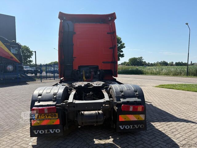 Tracteur standard Volvo FH440 Globe XL / 2 Tanks / Euro 5 / NL Truck