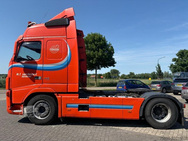 Tracteur standard Volvo FH440 Globe XL / 2 Tanks / Euro 5 / NL Truck