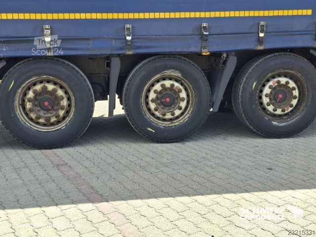 Открытый полуприцеп с тентом Kögel Curtainsider Mega