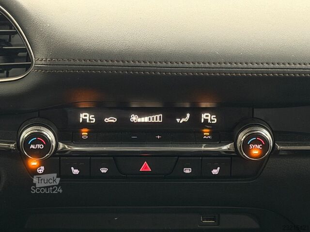 Varevogn MAZDA 3 2.0 SKYACTIV-X M-Hybrid Navi Motor Defekt !!