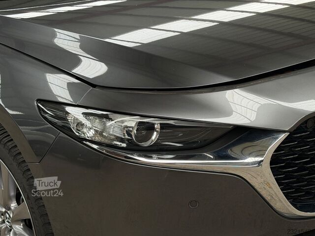 Varevogn MAZDA 3 2.0 SKYACTIV-X M-Hybrid Navi Motor Defekt !!