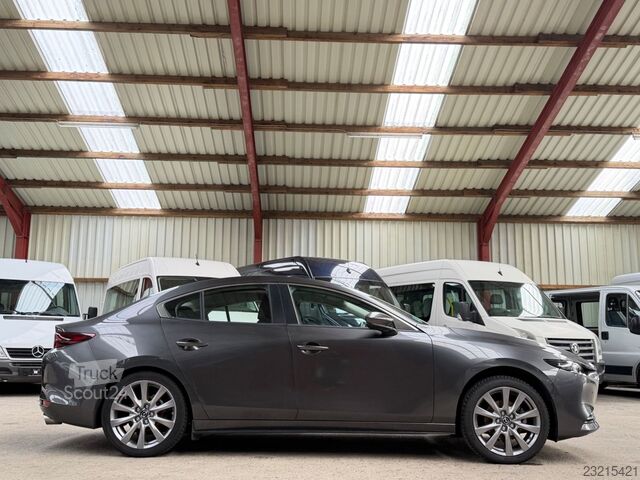 Varevogn MAZDA 3 2.0 SKYACTIV-X M-Hybrid Navi Motor Defekt !!