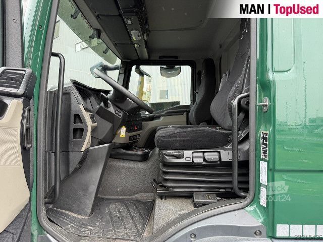 Autocamion cu caroserie tip cutie MAN TGM 18.290 4x2 BL CH