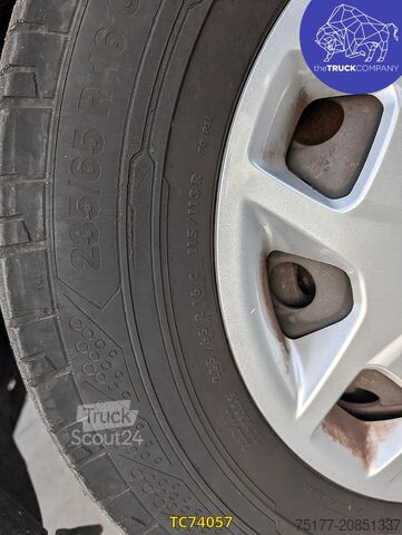 Panel van Ford Transit 130.35 L3h2