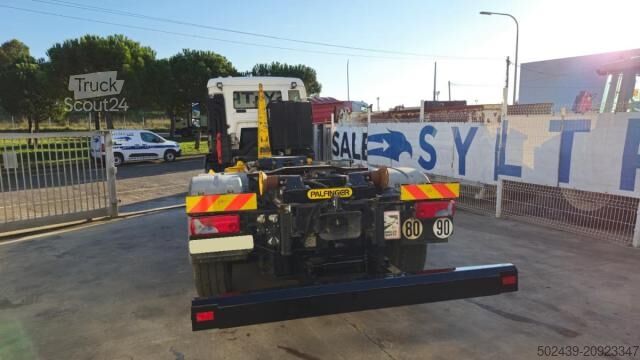 Camión volquete MAN TGS 26.470 (LOCATION / RENT)