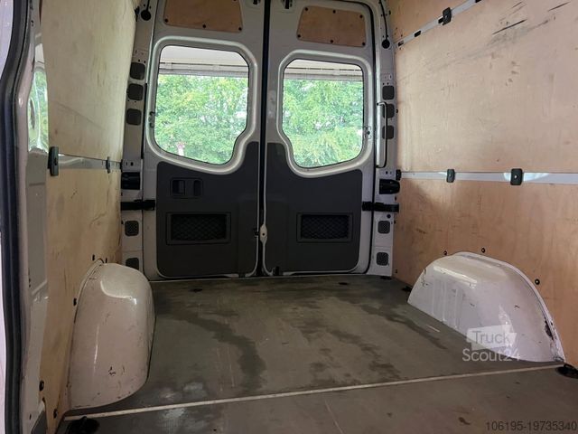 Kastenwagen VOLKSWAGEN Crafter 2,0 TDI Kasten *Klima*AHK*Garantie*Euro6