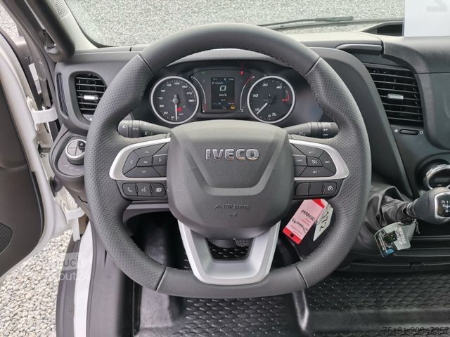 Autómentő IVECO Daily 35S18 ABSCHLEPPWAGEN/ 4,7M/ WINDE/AHK 3,5T