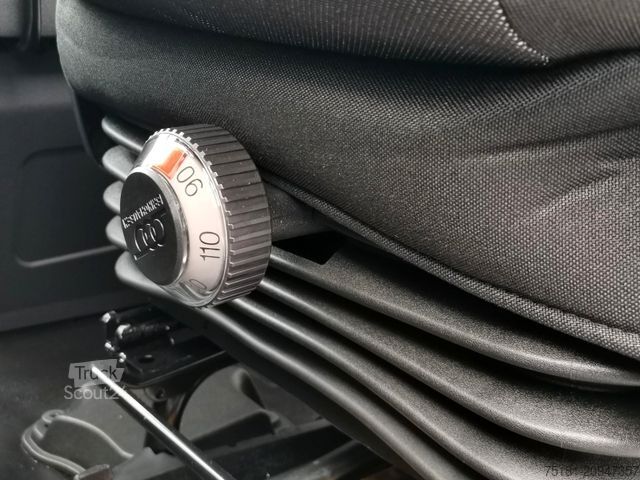 Odtahové vozidlo IVECO Daily 35S18 ABSCHLEPPWAGEN/ 4,7M/ WINDE/AHK 3,5T