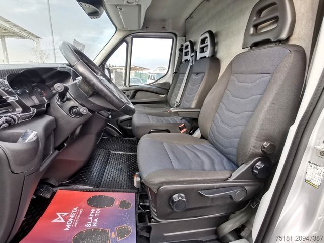 Dodávka s vysokou střechou IVECO Daily 35S14 CNG/ HI-MATIC/ SUPERMAXI XL