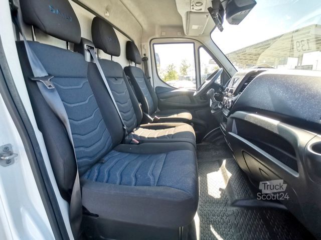 Skříňová dodávka IVECO DAILY 50C18 HI-MATIC/ KOFFER 5,5M/ LUFT/1.BES