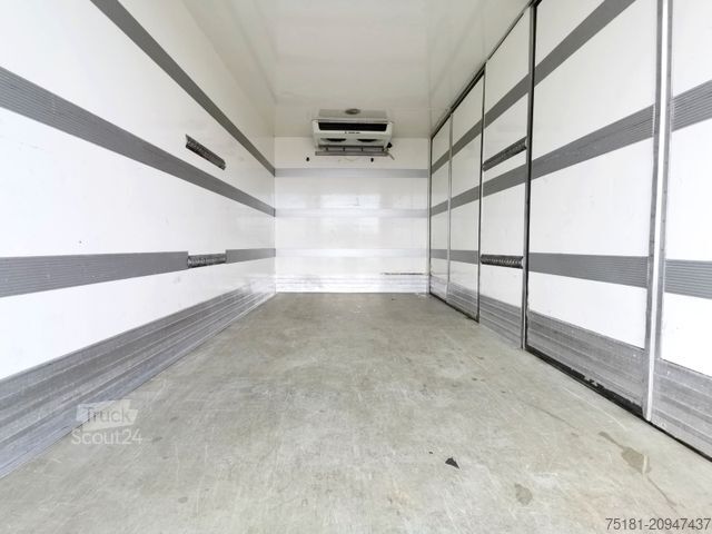 Furgone isotermico frigorifero FORD Transit 2.2TDCI/114KW KÜHLKOFFER 9PAL/ ZWILLING