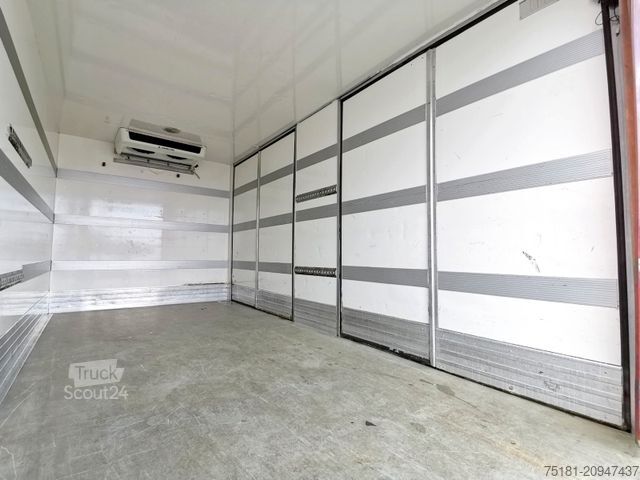 Furgone isotermico frigorifero FORD Transit 2.2TDCI/114KW KÜHLKOFFER 9PAL/ ZWILLING