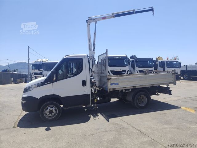 شاحنة فان مزودة برافعة Iveco Daily 35-120