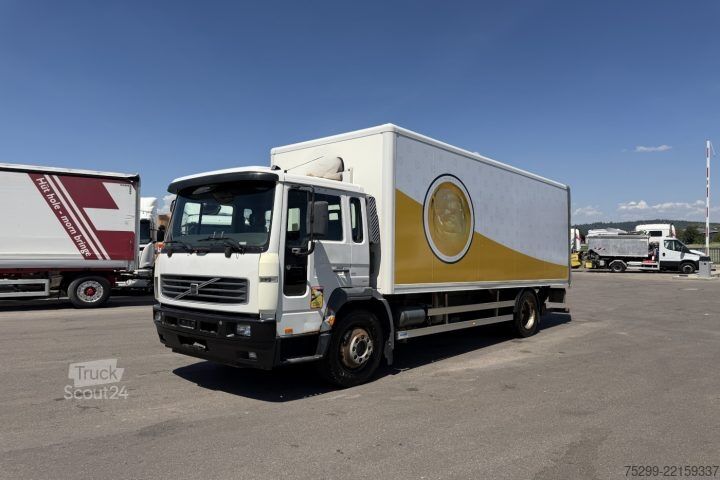 Camión caja Volvo FL6H-250 4x2 Koffer/HB / Swiss-Vehicle