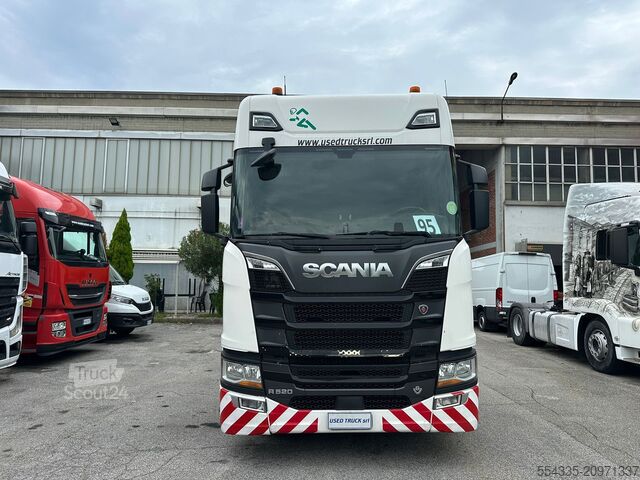 Standardni vlačilec SCANIA R 520 6x2 con ralla variabile