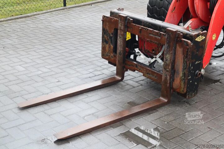 Lader Schäffer 8082 | FORKS | BUCKET | EXTRA FUNCTION