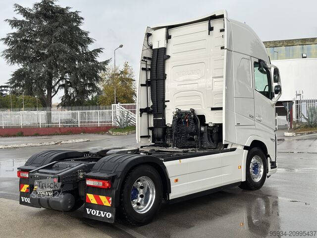 τυπική μονάδα τράκτορα Volvo FH 500