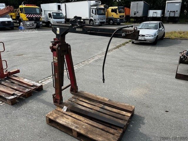 Camion équipé d'une grue  verschiedene Ladekran Anbauteile