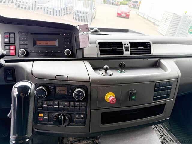 Camion à ordures MAN TGS 35.360 8x2-6 BL TGS 35.360 8x2-6 BL, 2x Lenkachse, Zöller Medium XL, Zöller-Schüttung