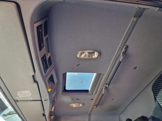 Châssis de camion Mercedes-Benz Actros 2032 LA 4x4 Actros 2032 LA 4x4/ Rdstand 3.600 mm