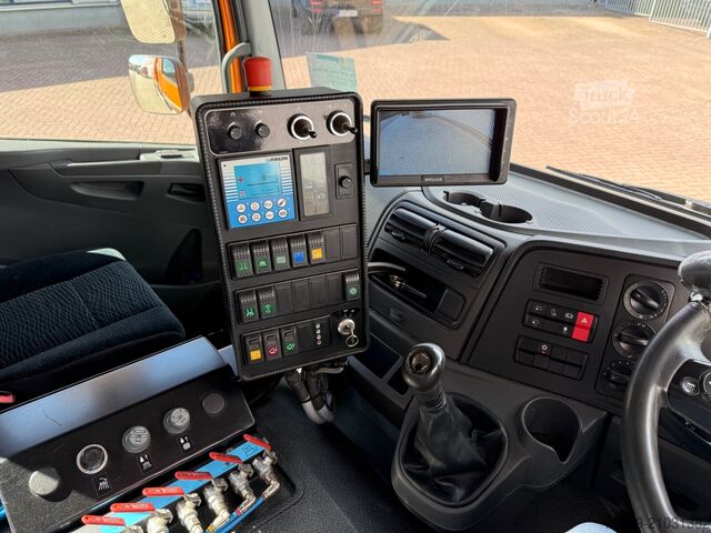 Speciale doeleinden vrachtwagen Mercedes-Benz Atego 1524 LKO 4x2 Atego 1524 LKO 4x2, Kehrmaschine FAUN Viajet 6RH