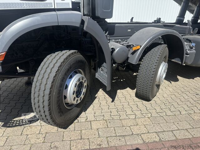 Camion-benne tricar Mercedes-Benz Arocs 4142 K 8x4/4 Arocs 4142/45 K 8x4/4, Meiller Bordmatik links