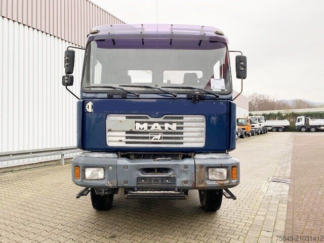 Lastbilchassi MAN T40 26.364/414 6x4, 6-Zylinder T40 26.364/414 6x4, 6-Zylinder