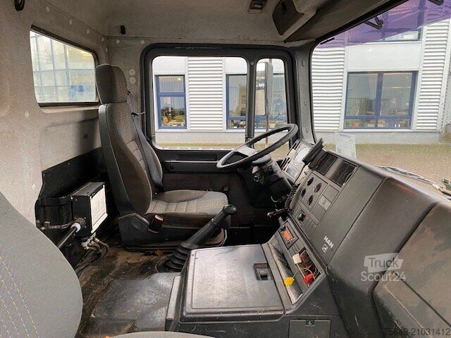 Lastbilchassi MAN T40 26.364/414 6x4, 6-Zylinder T40 26.364/414 6x4, 6-Zylinder