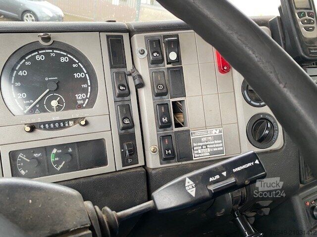 Lastbilchassi MAN T40 26.364/414 6x4, 6-Zylinder T40 26.364/414 6x4, 6-Zylinder