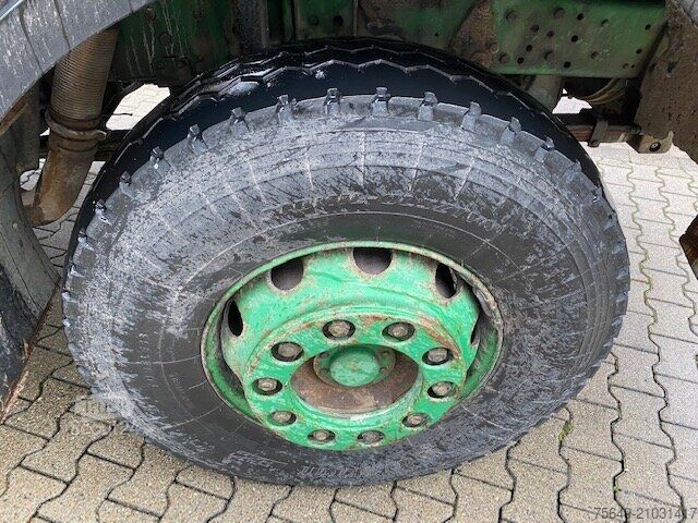 Lastbilchassi Mercedes-Benz 2635 6x4 2635 6x4, V8-Motor