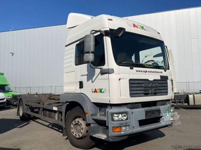Camion à usage spécial MAN TGM 18.330 4X2 LL TGM 18.330 4X2 LL, Fahrschulausstattung