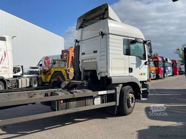 Camion à usage spécial MAN TGM 18.330 4X2 LL TGM 18.330 4X2 LL, Fahrschulausstattung