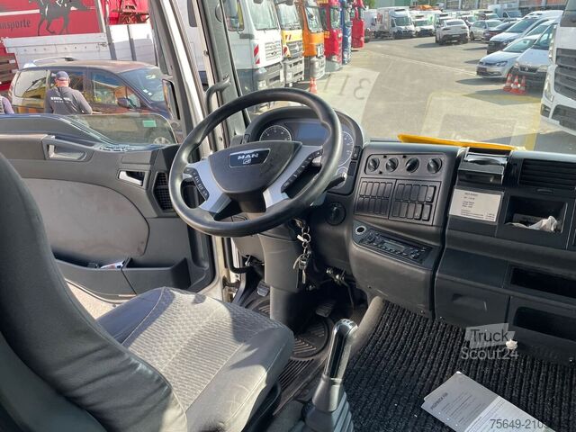 Camion à usage spécial MAN TGM 18.330 4X2 LL TGM 18.330 4X2 LL, Fahrschulausstattung