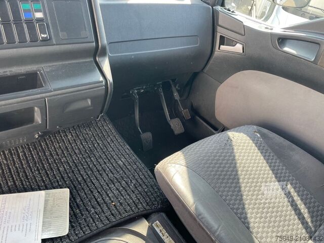 Camion à usage spécial MAN TGM 18.330 4X2 LL TGM 18.330 4X2 LL, Fahrschulausstattung