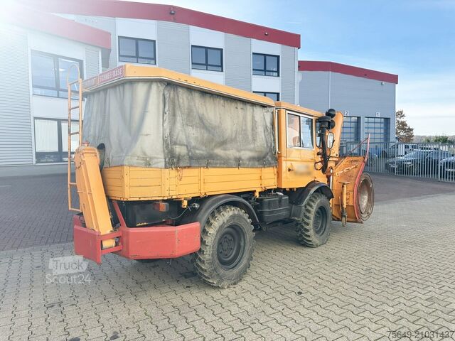 Unimog Unimog U52 411 4x4 Schneefräse U52 411 4x4, Schmidt Schneefräse mit Separatmotor